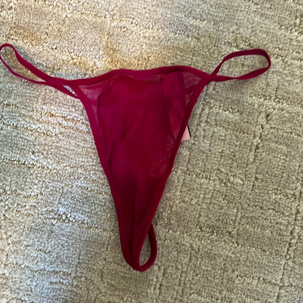 NWT Victorias Secret Cami & Thong Set - Picture 2 of 6